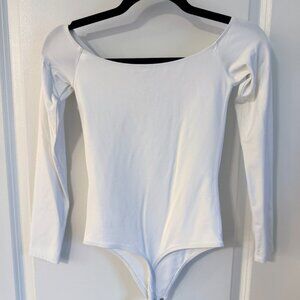 Size XS - Aritzia Babaton Long Sleeve White Bodysuit